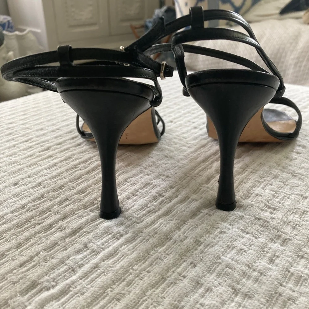 Manolo Blahnik Strappy Heal - Picture 4 of 6